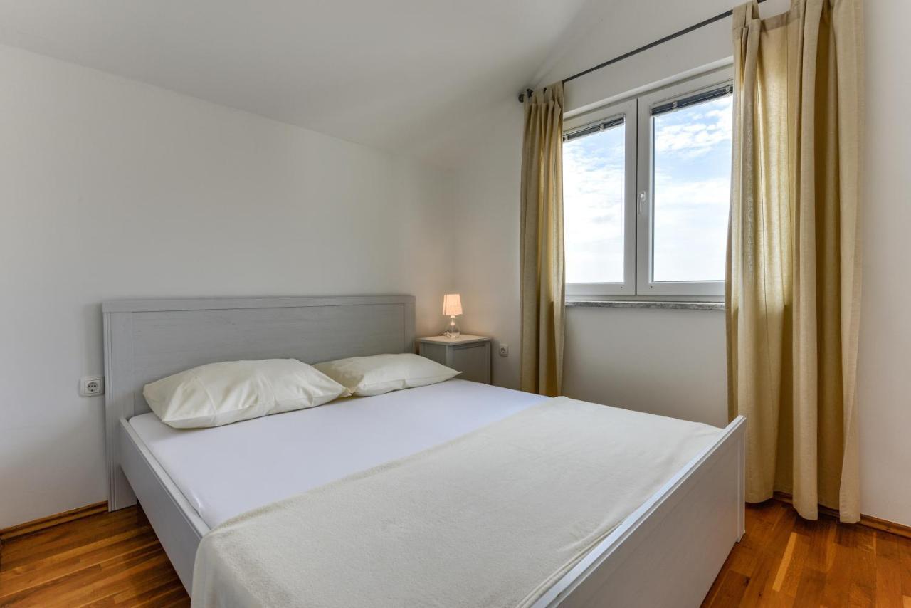 Zara 2 Apartment Kruševo Exterior foto